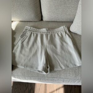 Lululemon softstreme shorts
